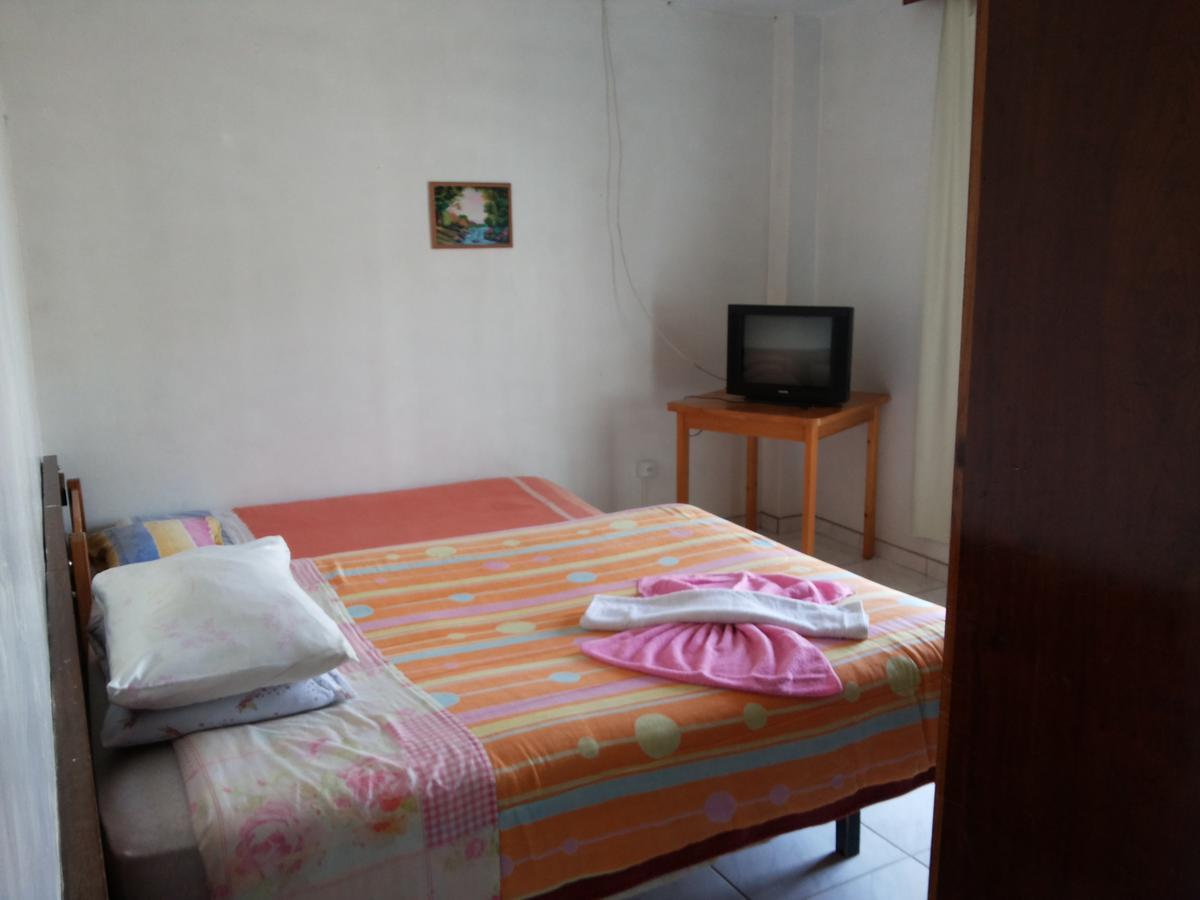 Hotel Pinotti Curitibanos Buitenkant foto